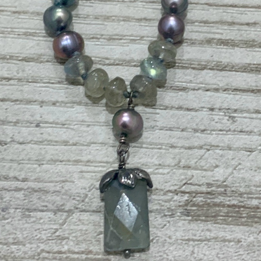 Chan Luu Pearl & Lab Necklace - Picture 9 of 14